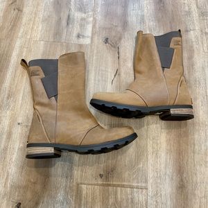SOREL • EMELIE Mid Boots